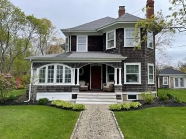 802 State Rd, Plymouth, MA 02360