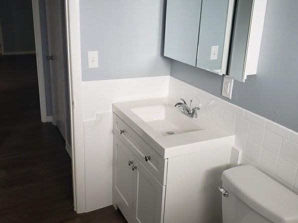 2 Ash Ct APT 15