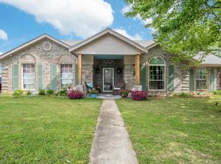 3905 Castlegate Dr, Paris, TX 75462
