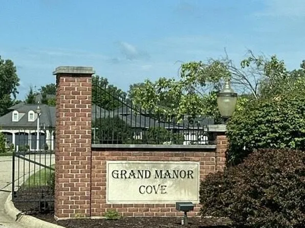 Harbour Cv, Lansing, MI 48911