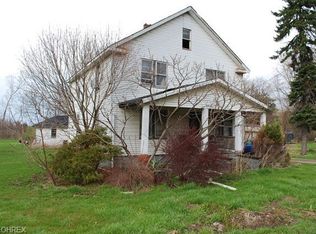 26 Fairport Nursery Rd, Painesville, OH 44077