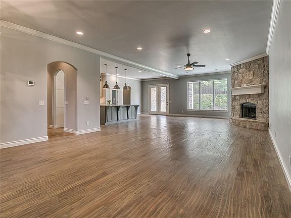 3rd image of 2948 Allie Dr