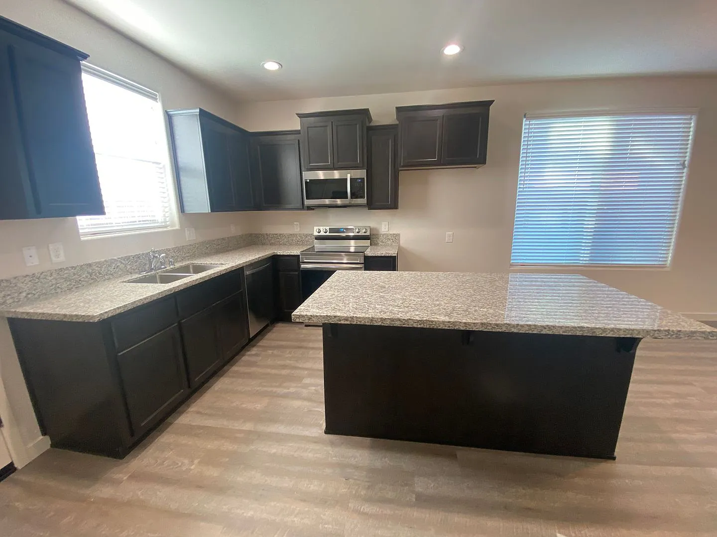 6781 Jujube Ln photo 1