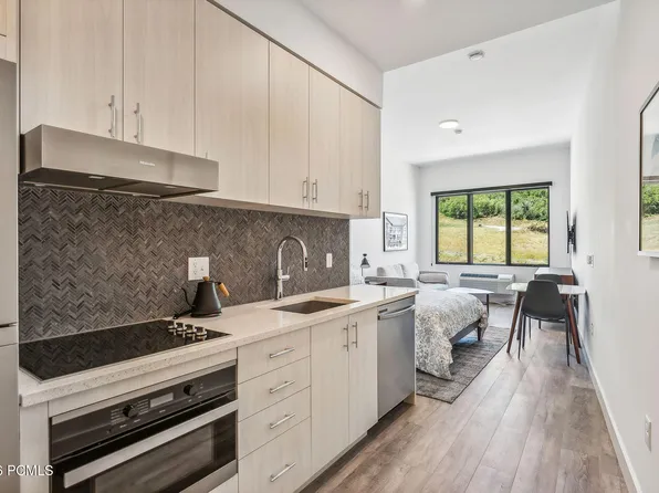 2303 Deer Hollow Rd #A-1303, Park City, UT 84060