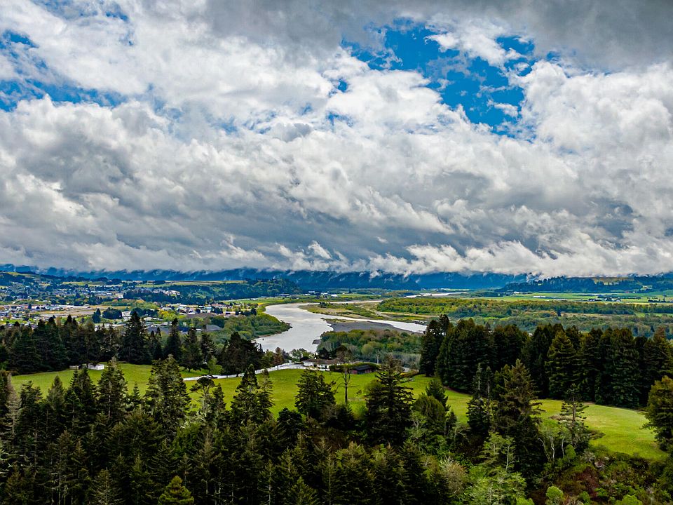 304 Hansen Dr, Fortuna, CA 95540 Zillow