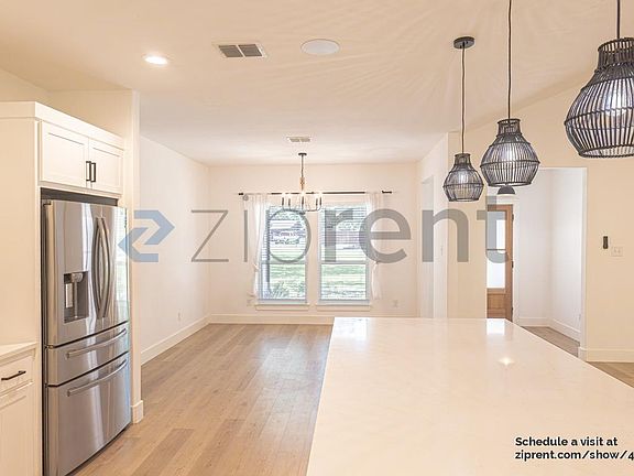 5th image of 9705 Lancelot Cir
