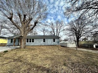 13018 Crowley Rd, Excelsior Springs, MO 64024