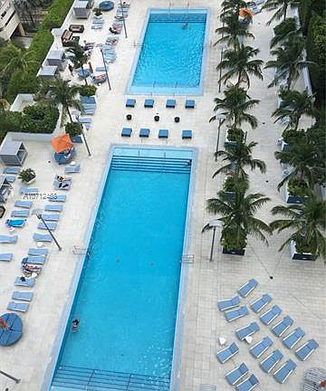 4th image of 950 Brickell Bay Dr APT 2107