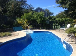 28 Commercial St #1, Provincetown, MA 02657