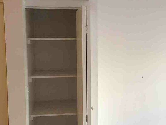 5th image of 100 W 106th St APT 4S
