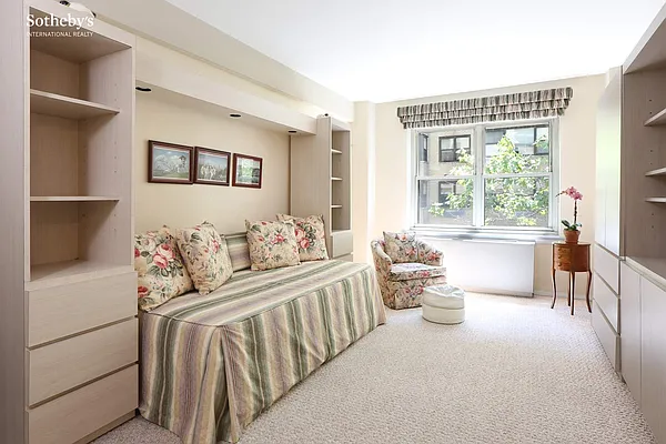 Sold by Sotheby's International Realty | media 14