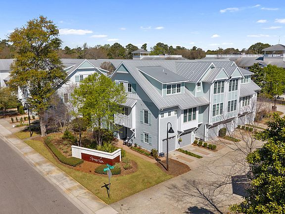 3rd image of 1705 Tearthumb Court