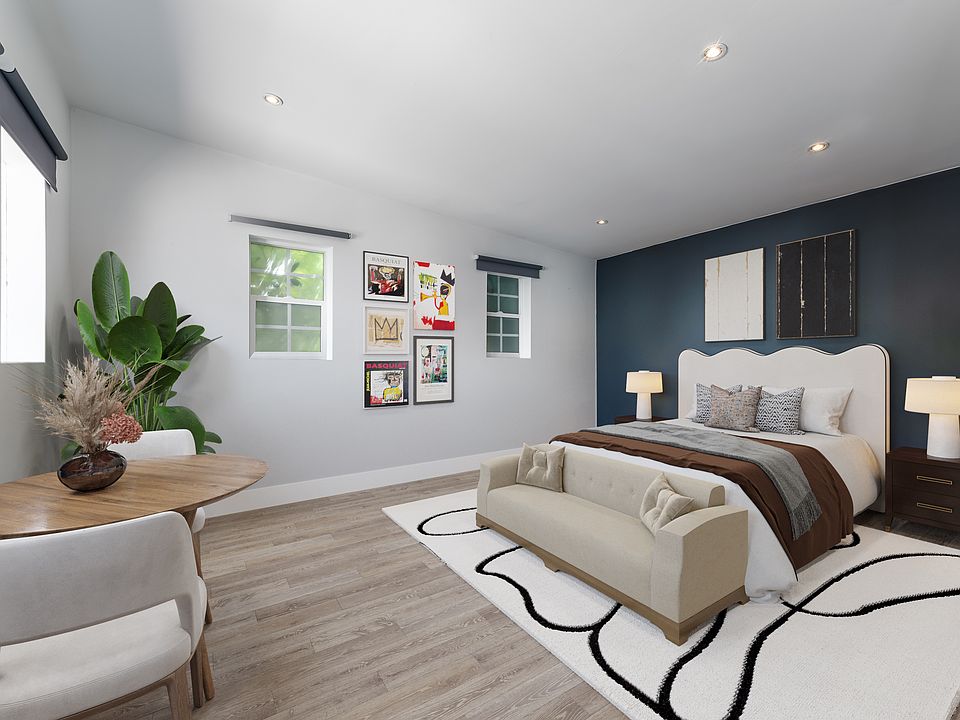 1st image of 1011 Havenhurst Dr #1011