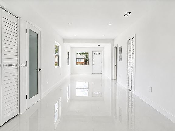 3rd image of 1780 NW 73rd St