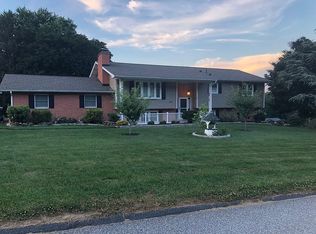 3205 Suffolk Ln, Fallston, MD 21047