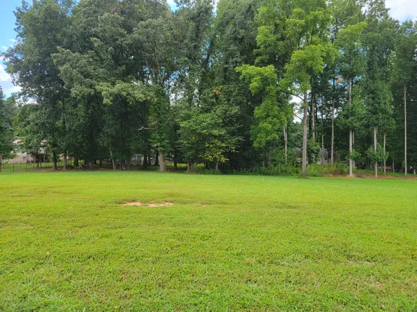 227 Lauren Dr, Rogersville, TN 37857