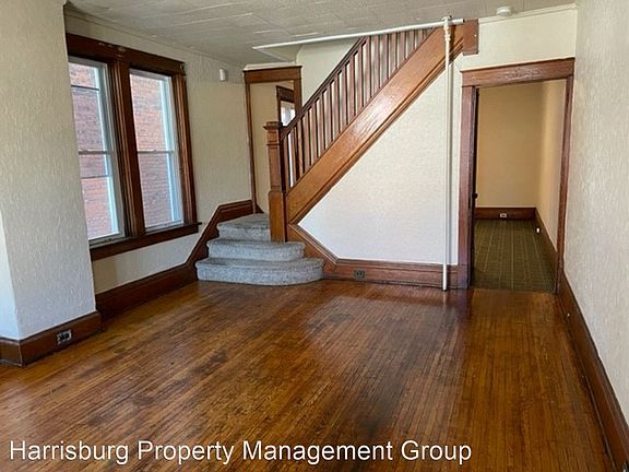 2nd image of 2606 Lexington St