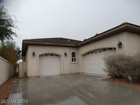 2nd image of 9837 Queen Charlotte Dr