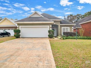 6337 Hillcrest Trace Dr, Mobile, AL 36609