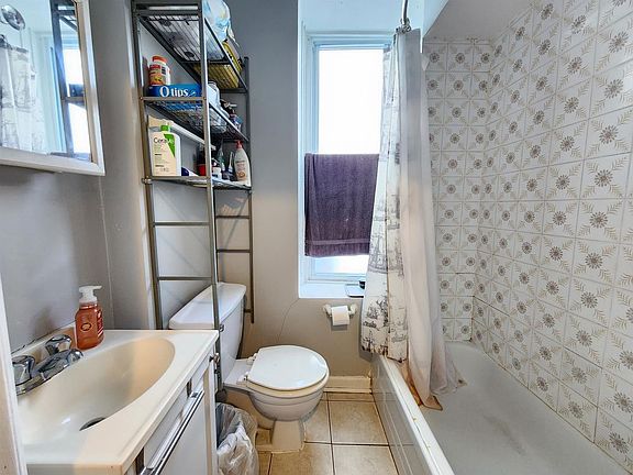 5th image of 339 James St #3