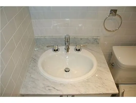 Rented by Douglas Elliman | media 19