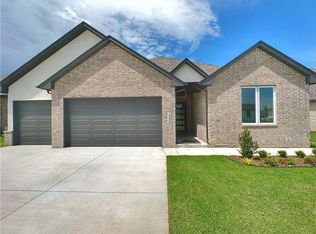 15909 Palermo Dr, Edmond, OK 73013
