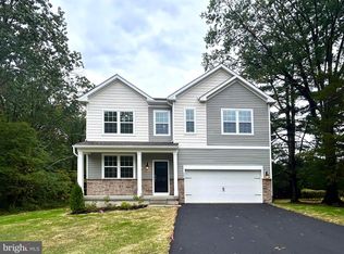 242 Lincoln St, Hammonton, NJ 08037