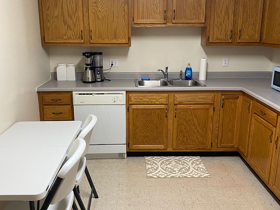1st image of 965 Northwestern Ave #5