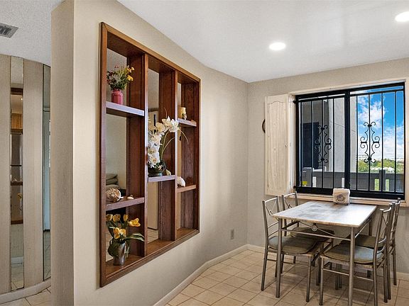 4th image of 2202 S Cypress Bend Drive #808