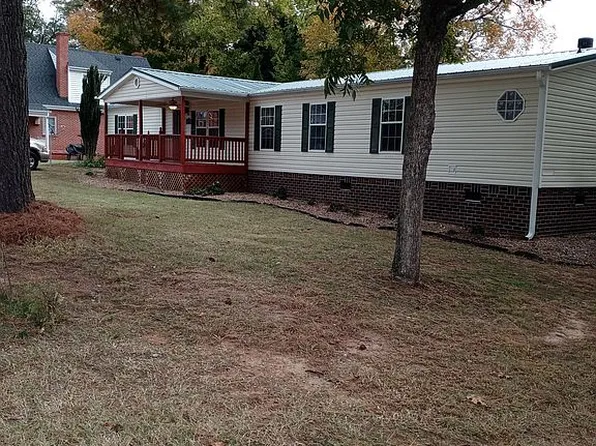 501 Caroline St, Clarksville, VA 23927