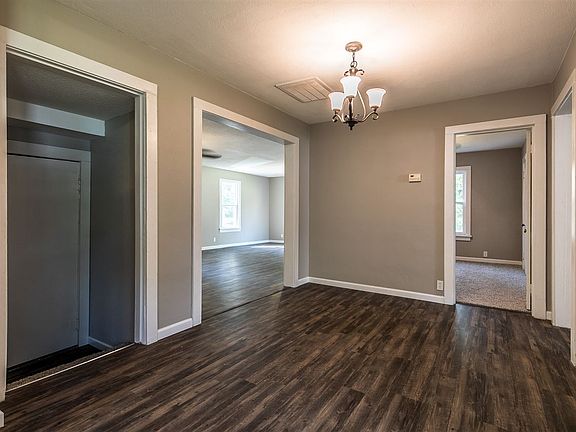 5th image of 1005 Marylane Dr