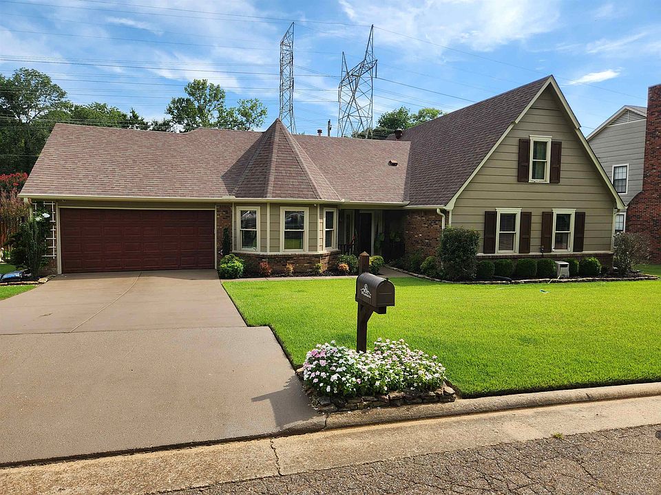 1st image of 5759 S Lake Oaks Dr