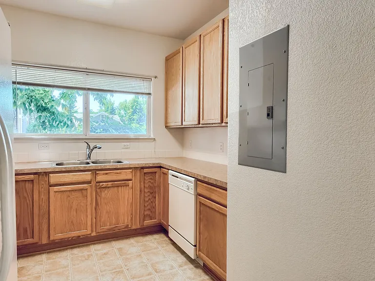 3475 Boulder Cir #102 — Photo 20