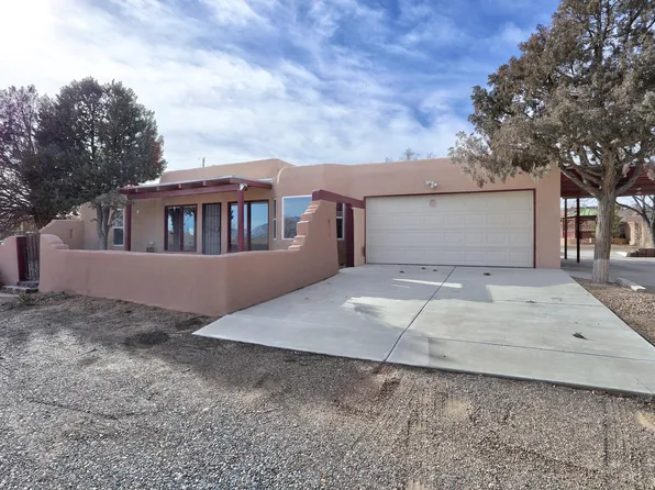 61 Calle Blanca S, Corrales, NM 87048