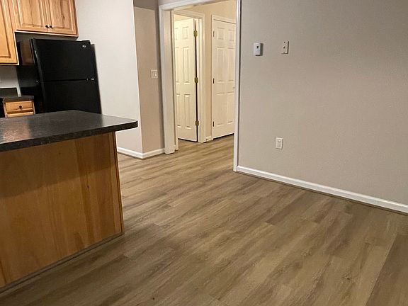 3rd image of 10119 Saint George Cir