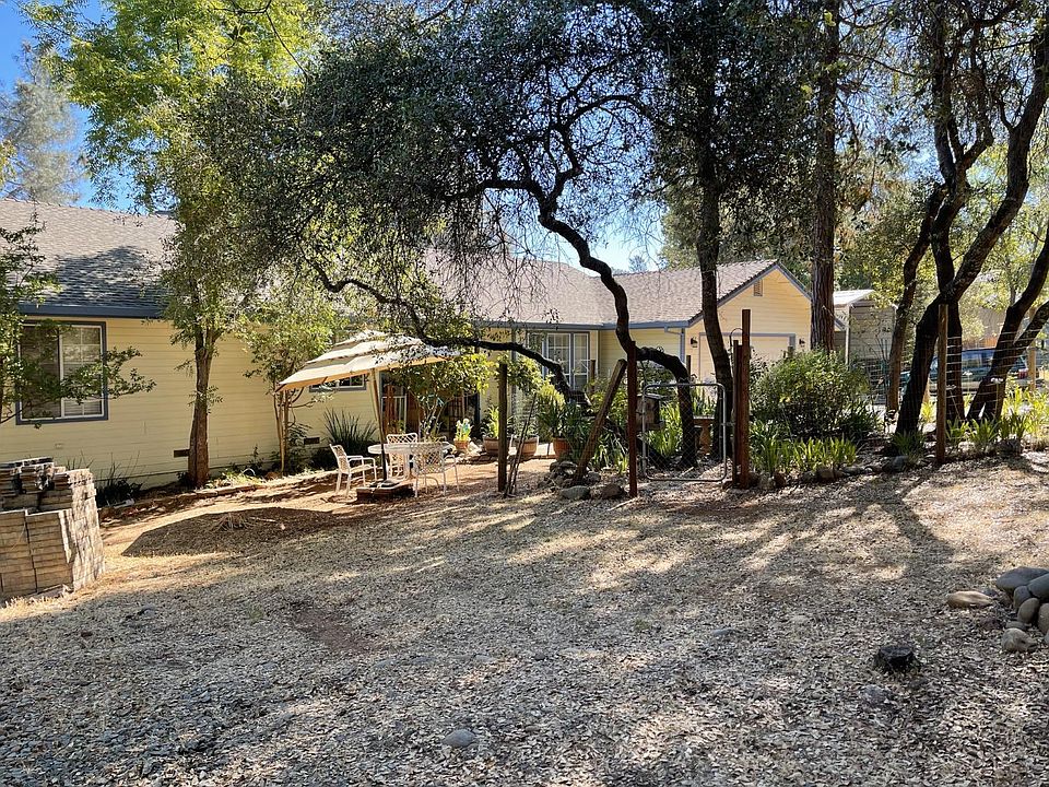 1st image of 3493 Highbury Ln