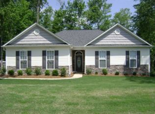 2411 Lismore Dr, Valley, AL 36854
