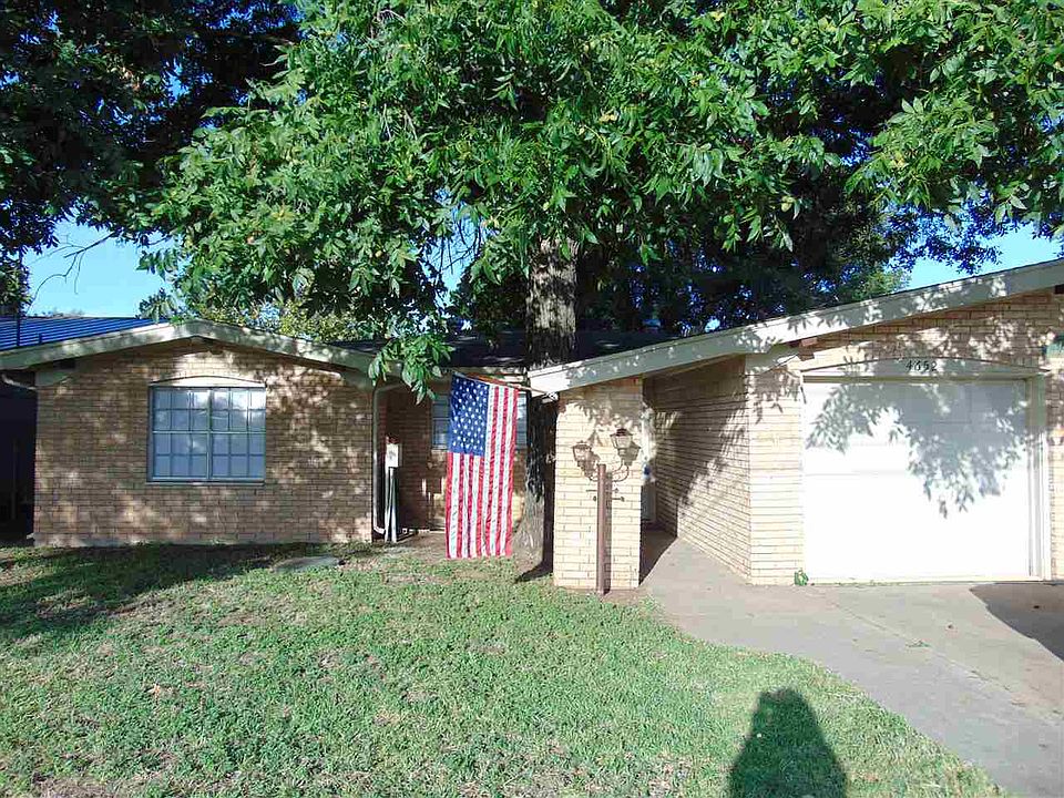1st image of 4652 River Oaks Dr