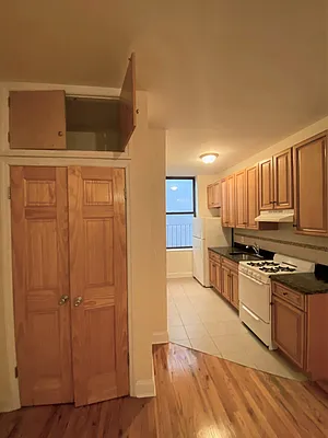 Rented by Douglas Elliman | media 12