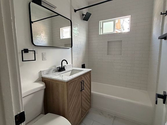 5th image of 3215 W 18th St #3215