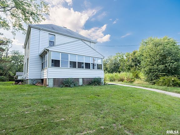 2nd image of 115 Eaton Ave
