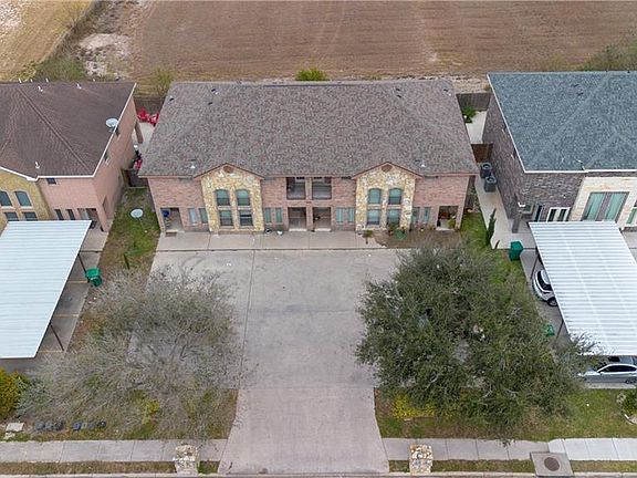 3rd image of 1402 Fig Ave