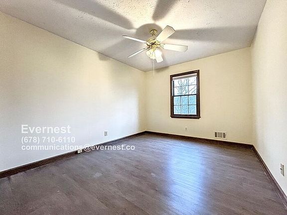 4th image of 316 Scarlett Ln