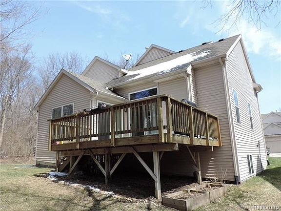 4th image of 670 Milford Glen Dr