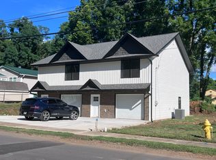 595 E Center St #A, Morristown, TN 37813