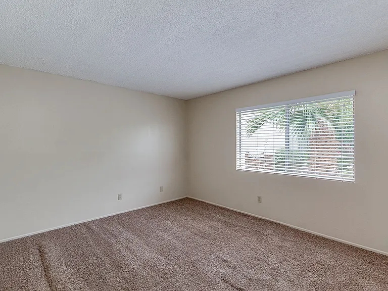1320 S Hardy Dr — Photo 4