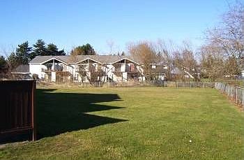 3rd image of 1604 NE Hogan Dr