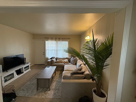 3rd image of 366 Brown St #B
