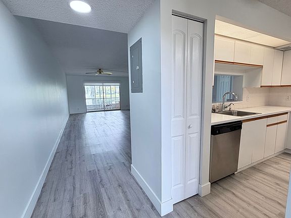 3rd image of 12901 SW 15th Ct APT 106V