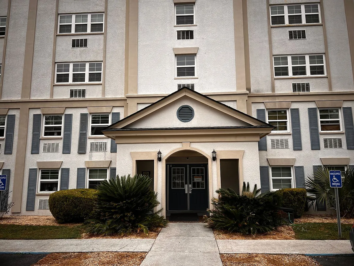 Building Photo - 6850 Blue Heron Blvd #410